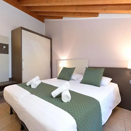 Fontanelle Aparthotel Cavaion Veronese