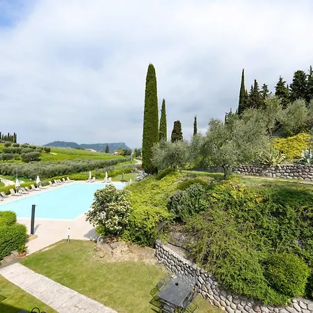 Fontanelle Aparthotel Cavaion Veronese