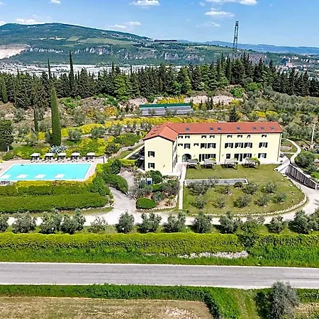 Fontanelle 4*
